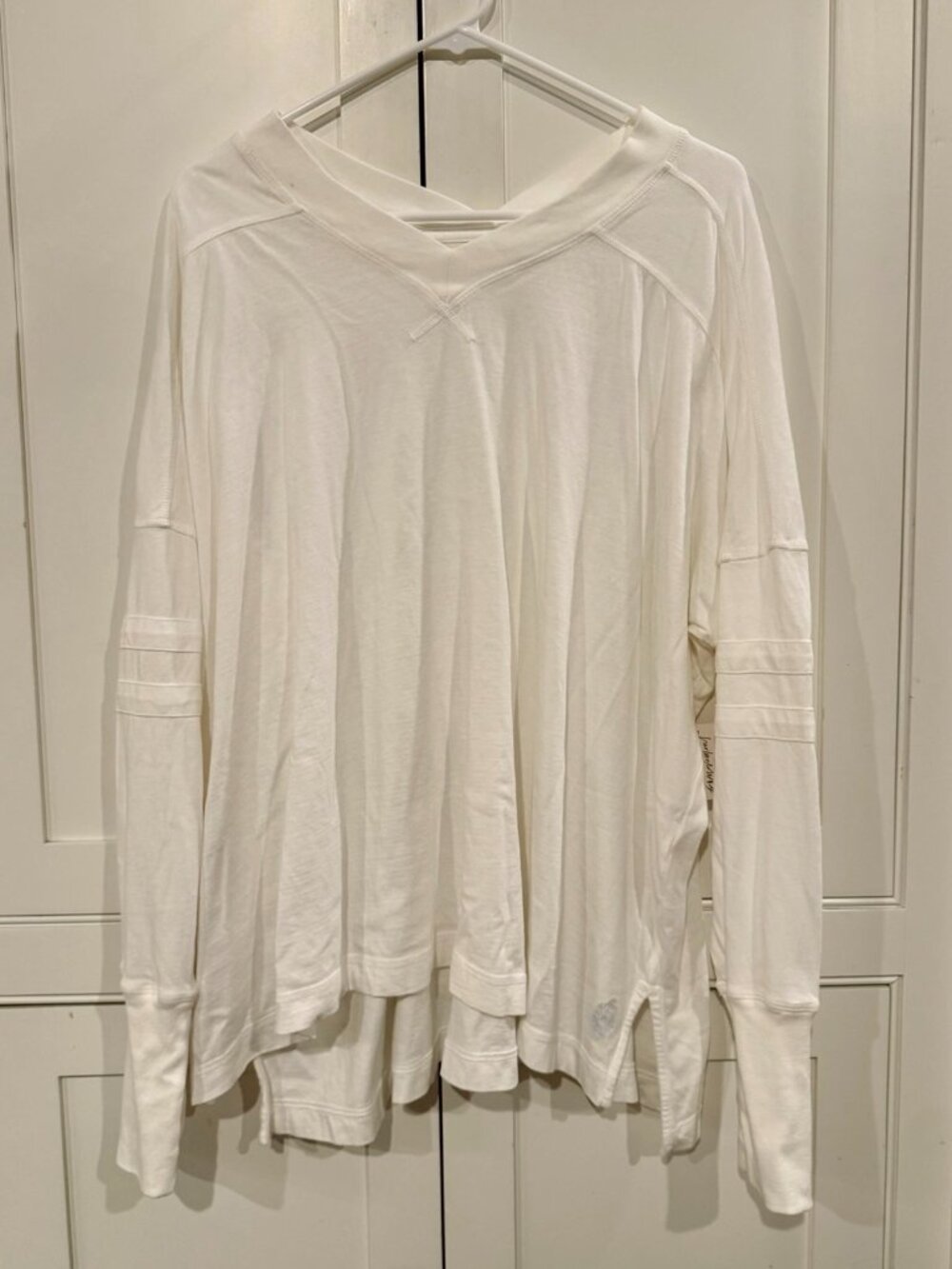 Free People Movement All Star Layer White MEDIUM NWT - Picture 3 of 5